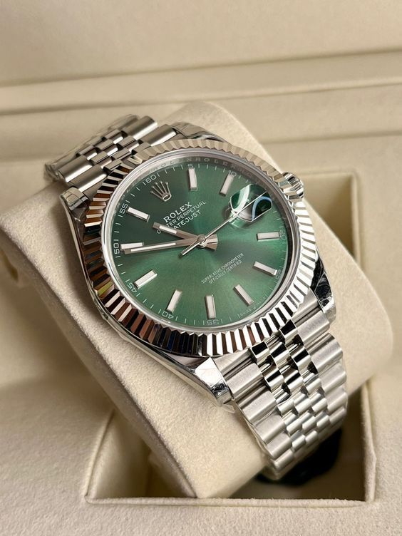 ROLEX DATE JUST GREEN EDITION