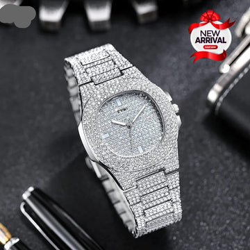 Women Stone Design Chain Wrist Watch Golden