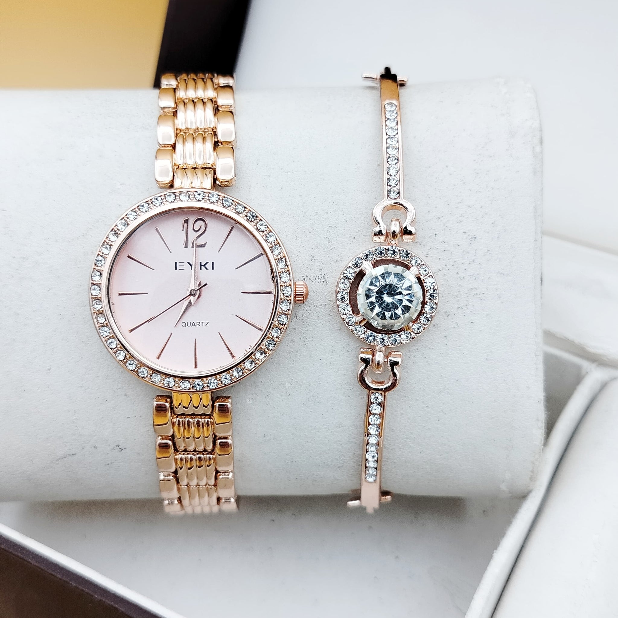 EYKI Ladies Watch + Bracelet gift set