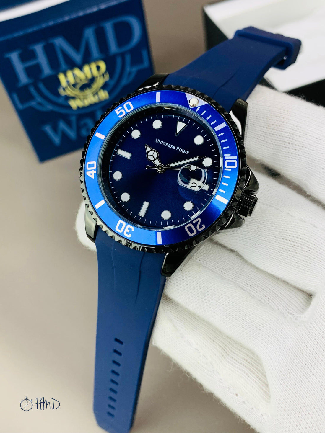 UNIVERSE POINT mens rubber strap watch