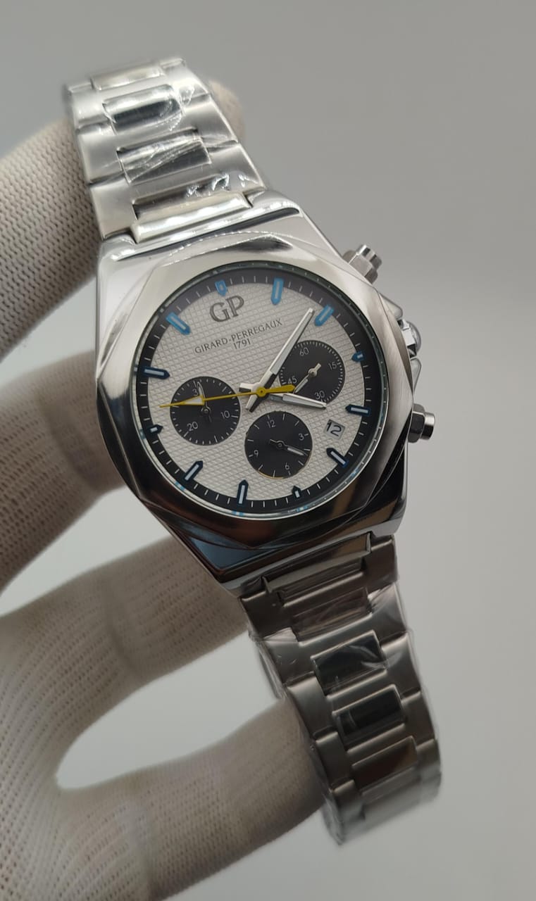 Girard-Perregaux Laureato Chronograph 42MM 81020 Silver Dial Men's Watch Auth