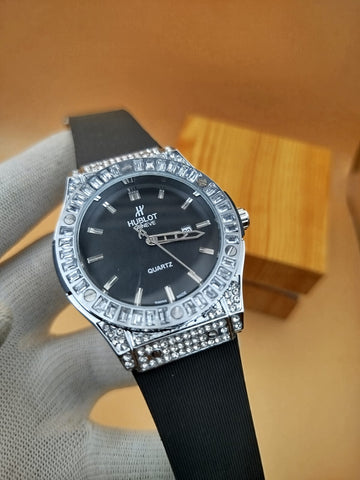 HUBLOT stone case mens rubber strapwatch