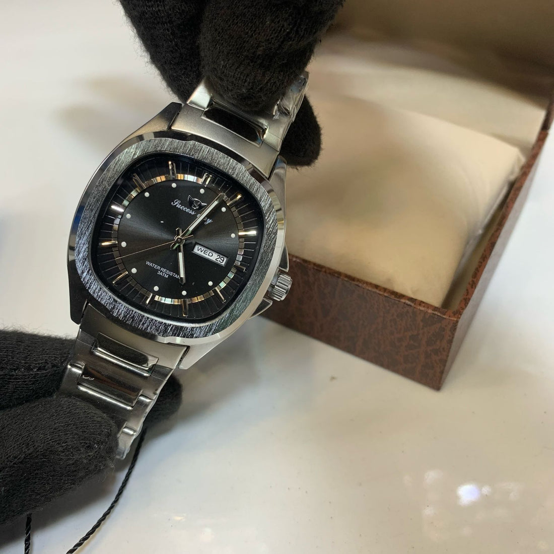 SuccesWay Men’s Watch (DAY/DATE)