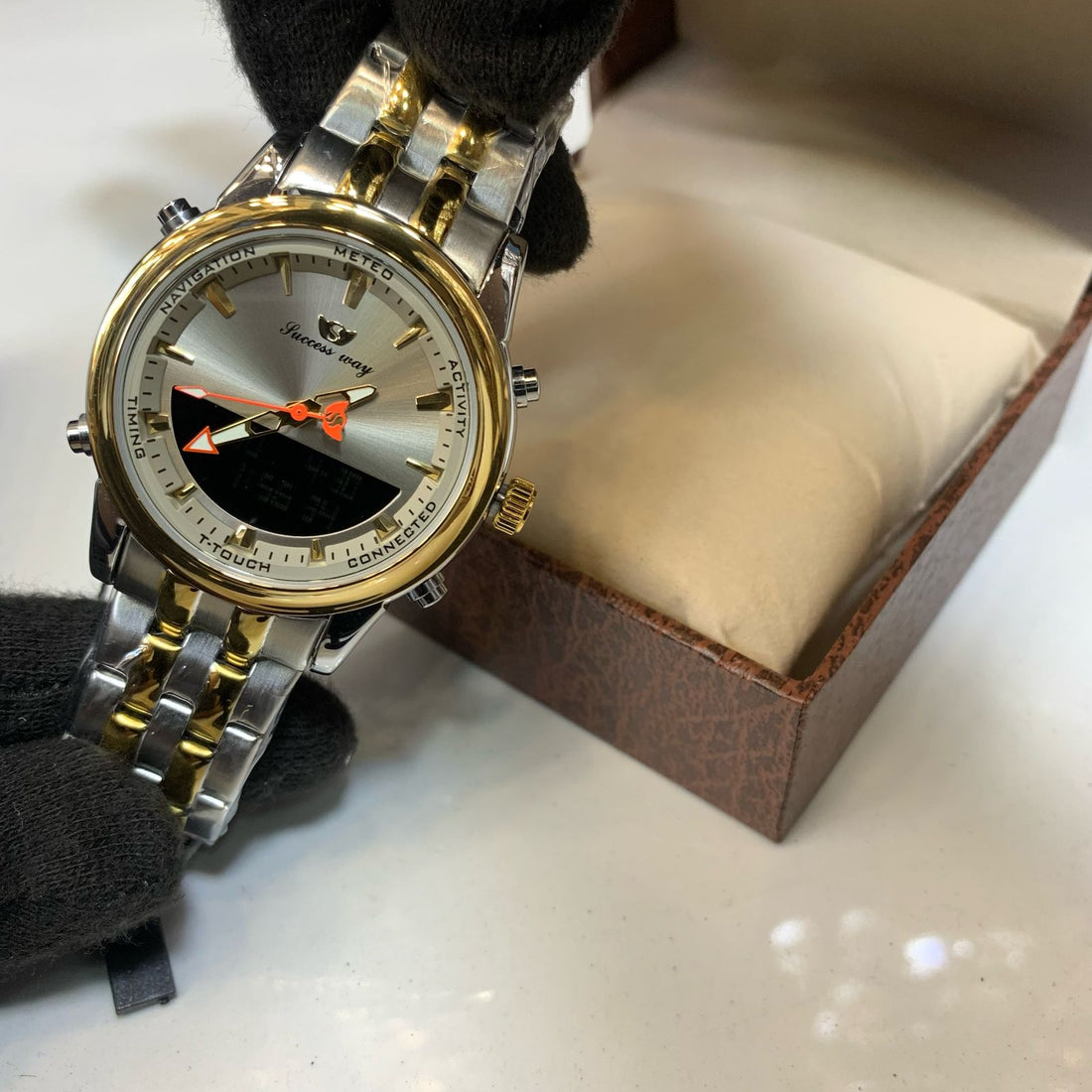 SuccesWay Men’s Watch