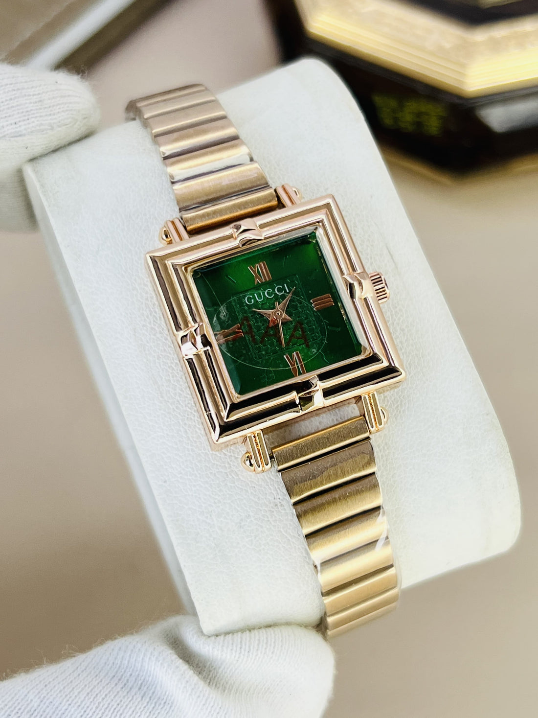 GUCCI SHFFAR CHAIN WOMEN WATCH
