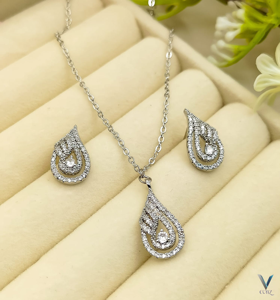 Fancy Gold plated Zarqoon locket Set